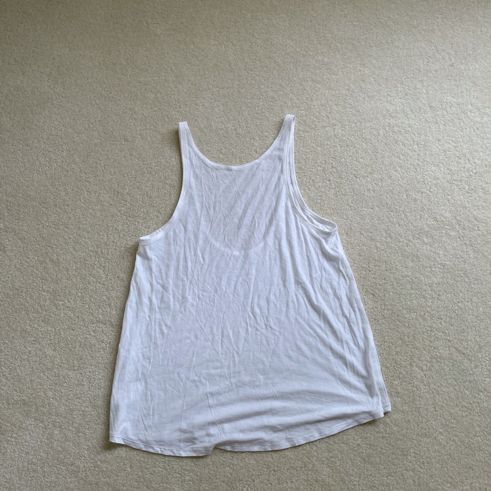 Lululemon Tanktop - Picture 2 of 2